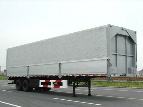 山东展翼式半挂车